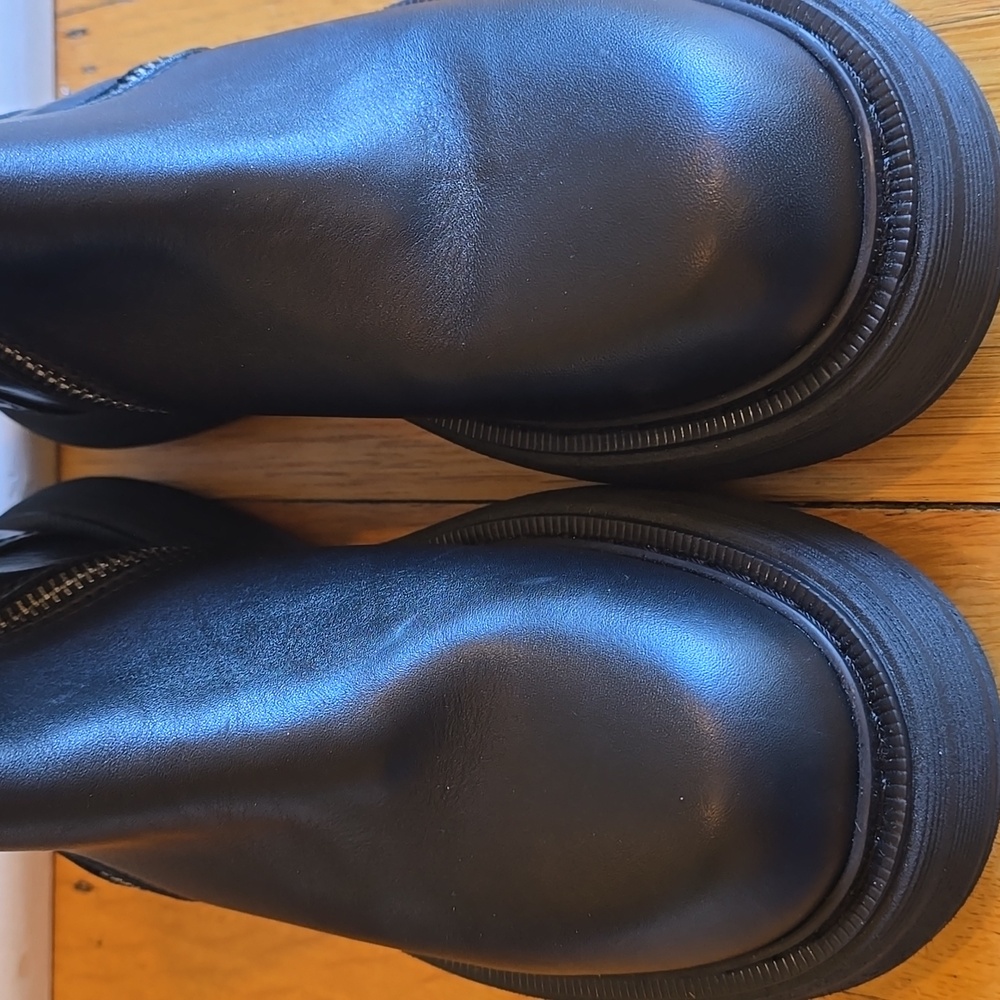 NWOT Free People Heavy Lug Sole Ankle Boots Black Women's 37 (US 7) - Picture 5 of 16